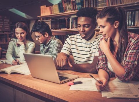 college students figuring out student loan debt consolidation